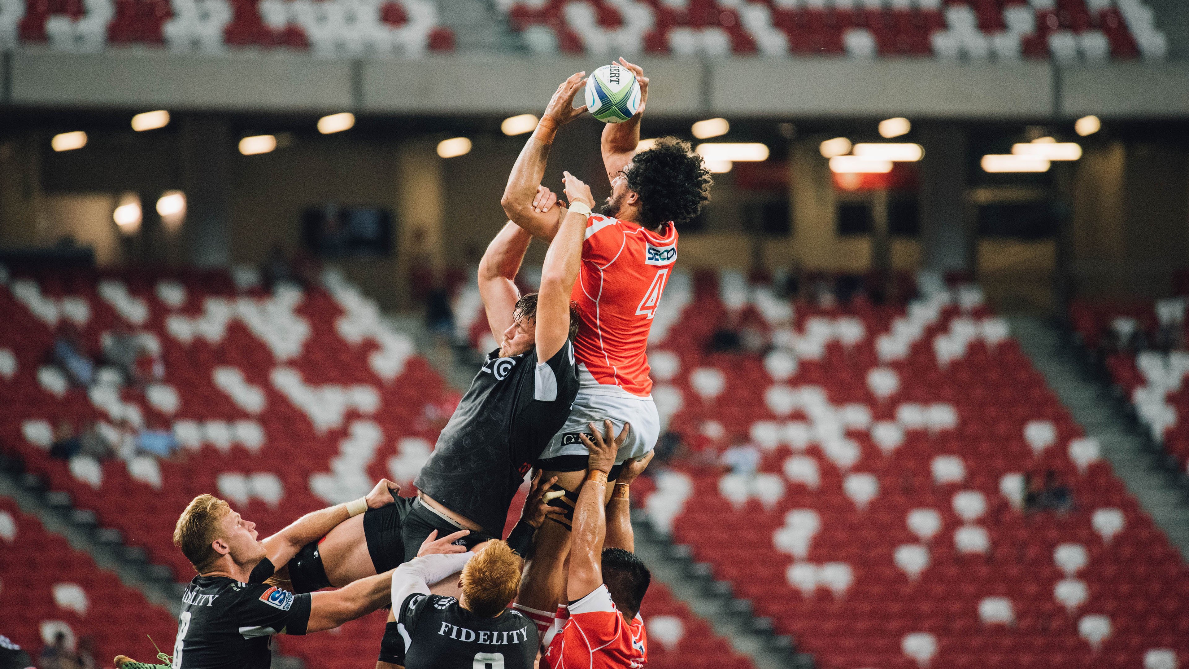 女子接力再创新高 赛场沸腾，女子4×100接力决赛